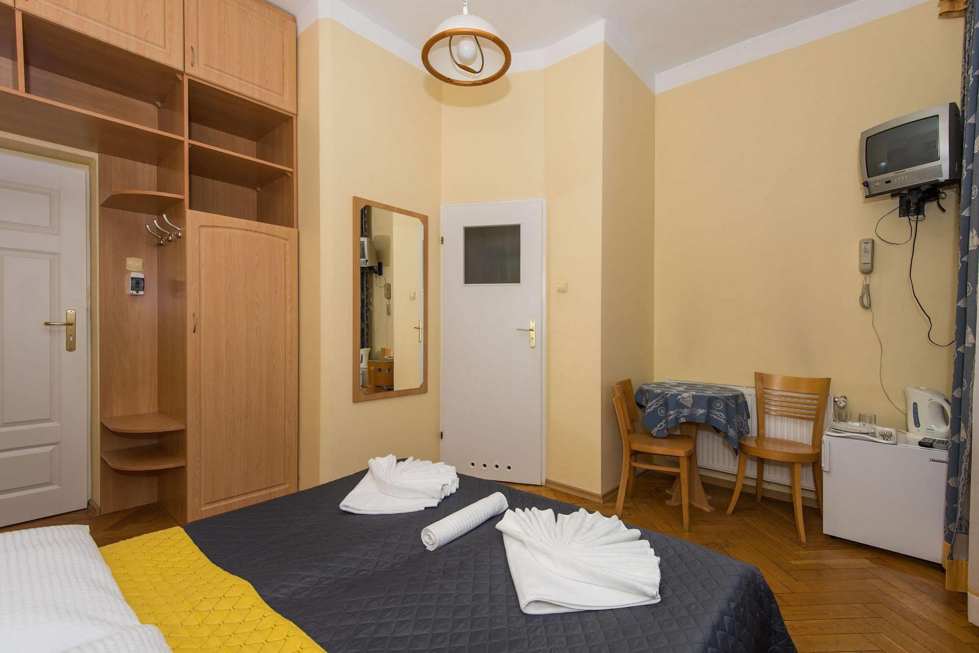 Casteria Guest house 3*